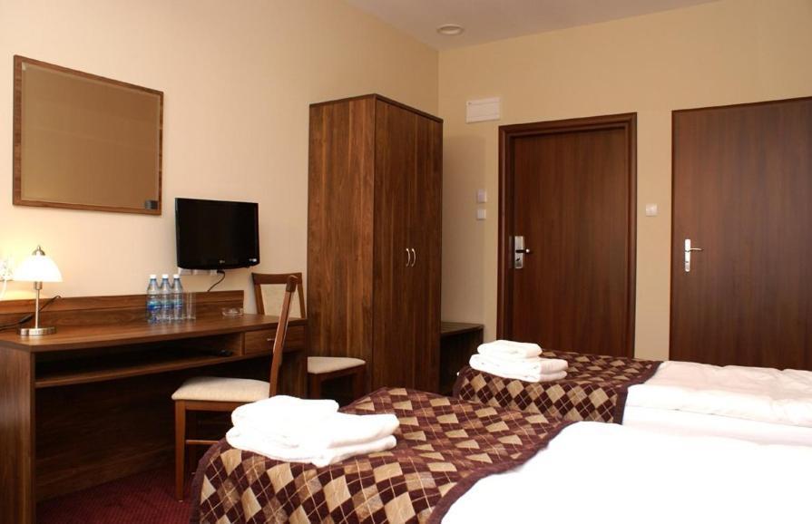 Łomża Hotel Belfort מראה חיצוני תמונה