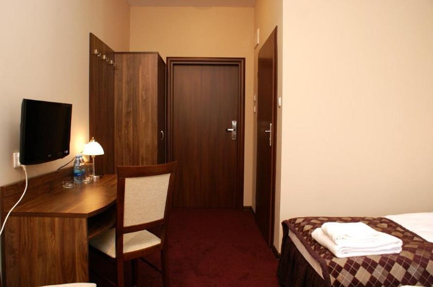 Łomża Hotel Belfort מראה חיצוני תמונה